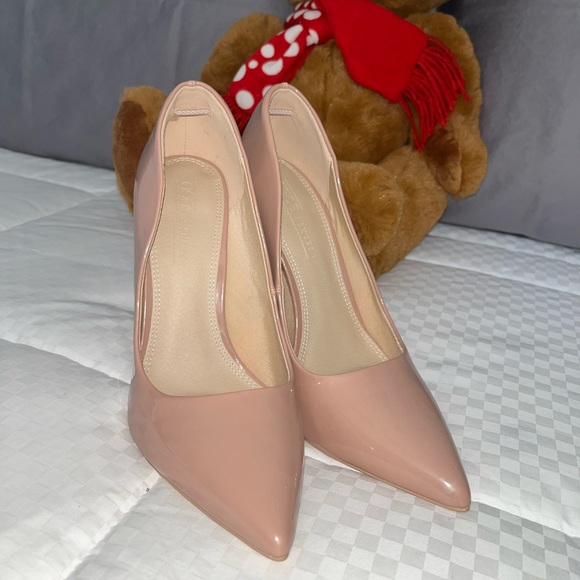 ASOS DESIGN Penelope Stiletto Pumps in Beige Patent - Picture 4 of 15